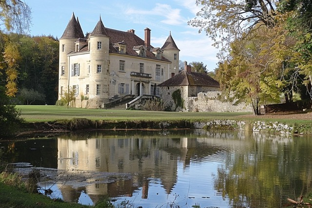 nettoyage bassin team building digital chateau moulerin 1