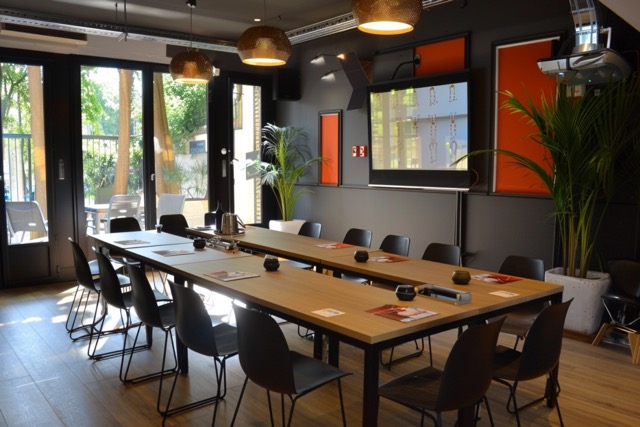 quiz room team building avignon renforcer cohesion equipe 2 Moyenne