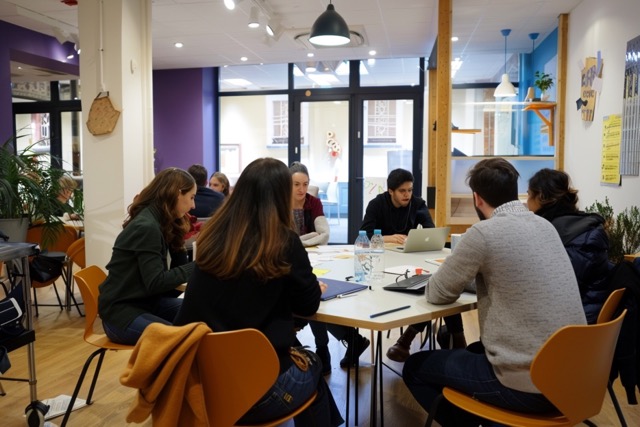 quiz room team building saint germain en laye 1 Moyenne