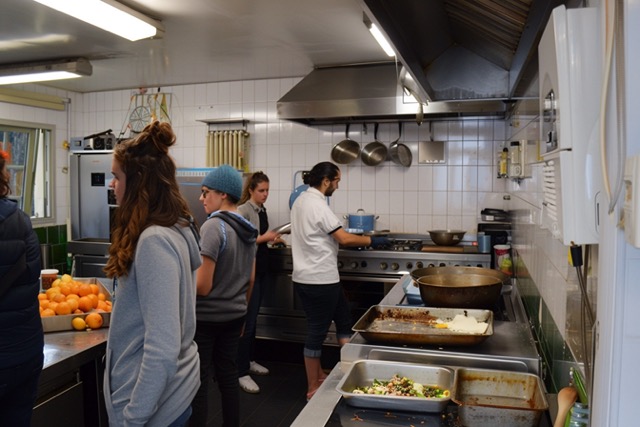 atelier cuisine solidaire team building paris 3