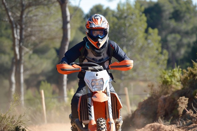 pilotage moto cross team building aix provence 3
