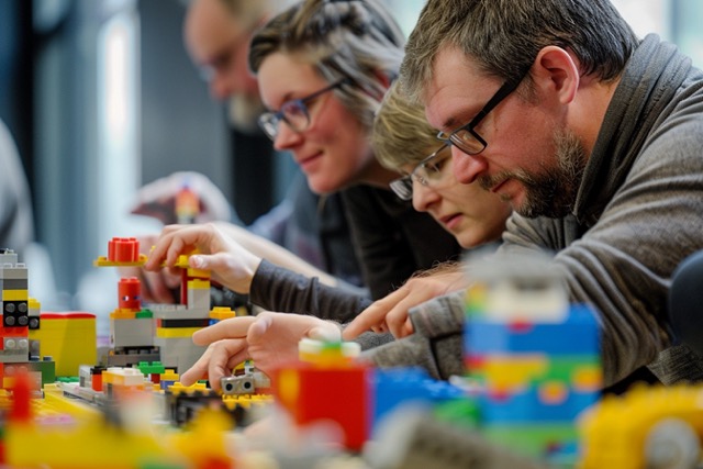 team building construction lego un presque parfait 3