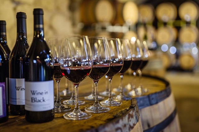 team building saint emilion wine in black activite de cohesion equipe 3