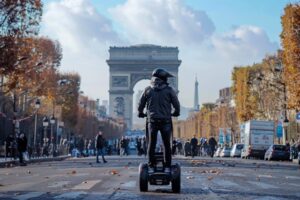 tour segway grands monuments paris esprit equipe 1